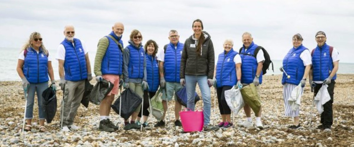 UK Lotto Winners Help Clean Shoreham Beach